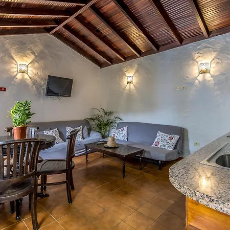 Home2Book Rural Escape In Anaga & Pool